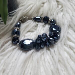Shimmer Black Gem Bling Magnetic Closure Costume Bracelet